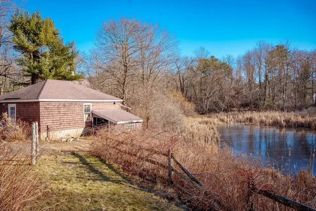 $5,999,995 | 184 Hart Street, Beverly, MA 01915