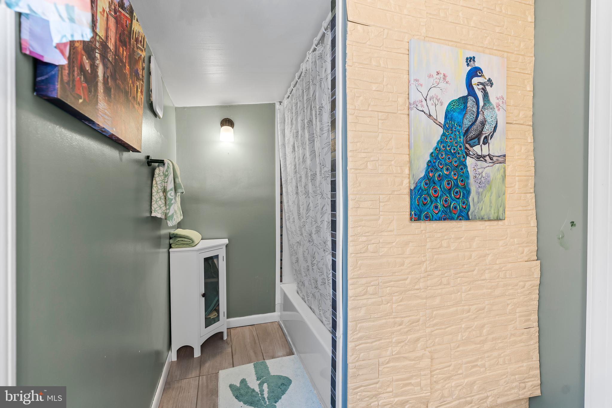 9437 Masters Road Waynesboro, PA 17268 - Photo 27 of 39 a view of a hallway with wooden floor and entryway