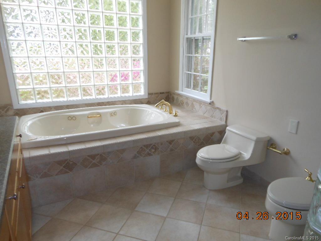 6022 Sharon Hills Road Charlotte, NC 28210 - Photo 5 of 13 Gallery Image 5