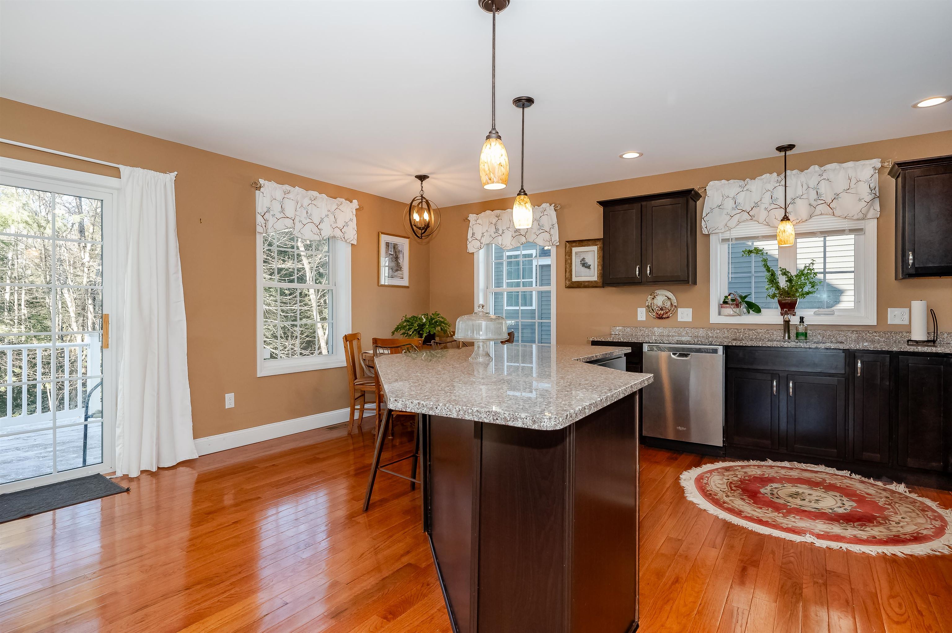 46 Constitution Way Rochester, NH 03867 - Photo 13 of 37