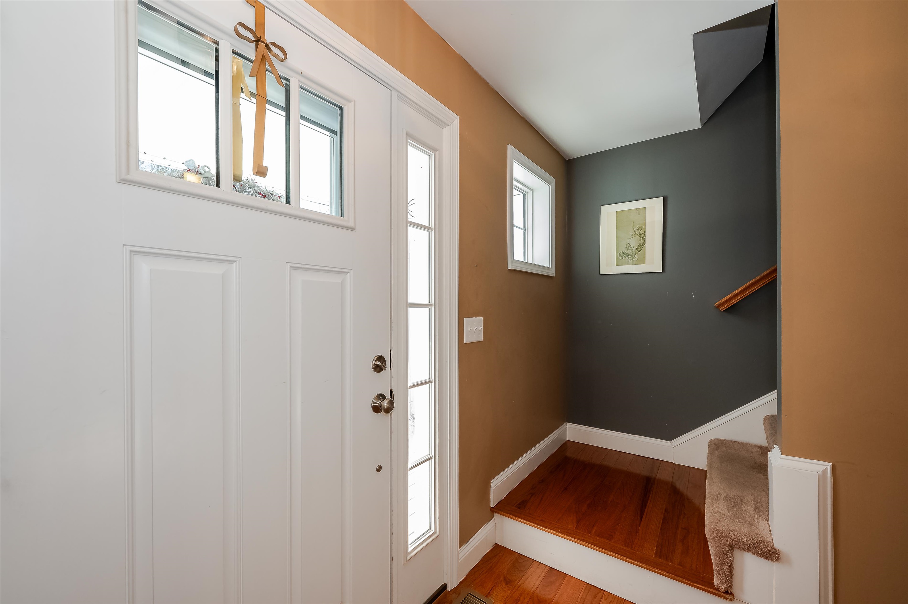 46 Constitution Way Rochester, NH 03867 - Photo 2 of 37