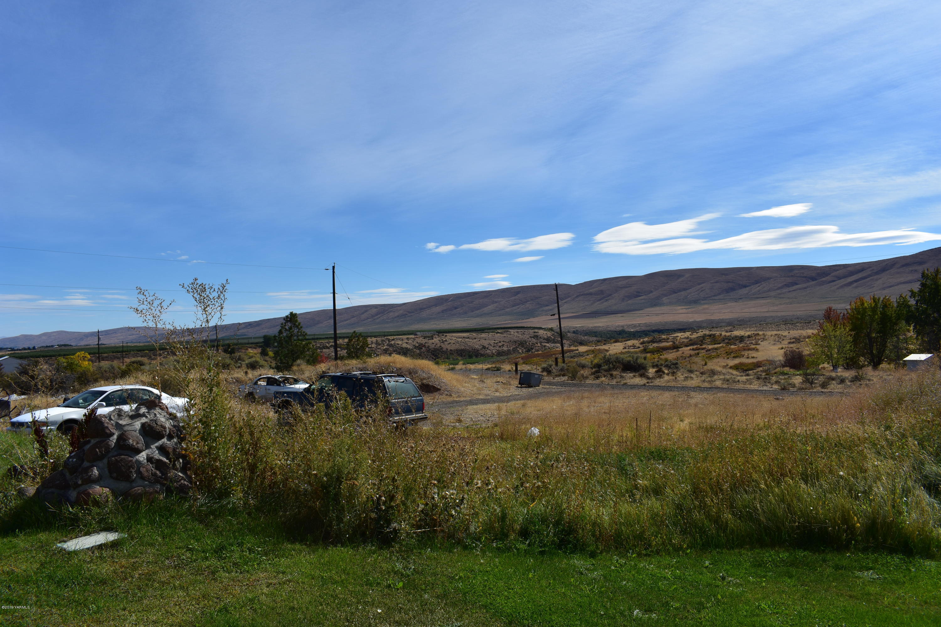 131 Mini Pines Road Yakima, WA 98903 - Photo 25 of 27 a view of a city