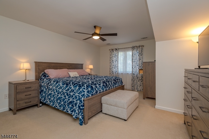 9 Mission Hills Road Annandale, NJ 08801 - Photo 16 of 20