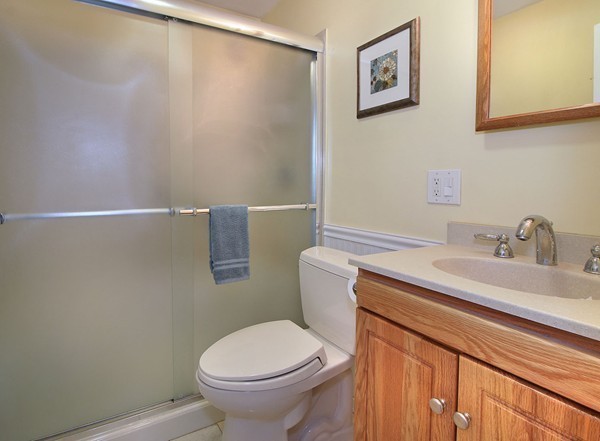 18 Chandler Road Burlington, MA 01803 - Photo 15 of 28 Gallery Image 15