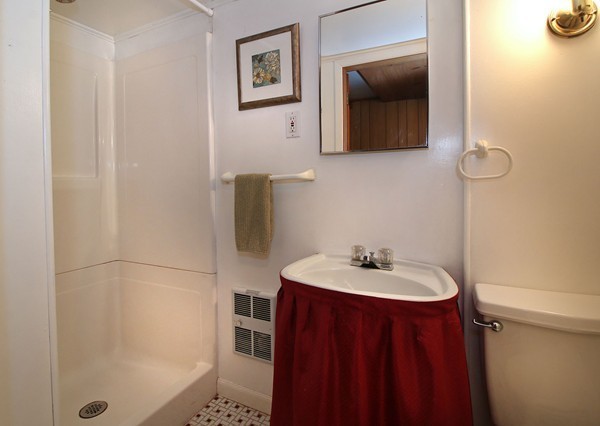 18 Chandler Road Burlington, MA 01803 - Photo 18 of 28 Gallery Image 18