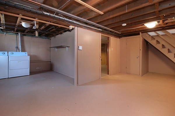 18 Chandler Road Burlington, MA 01803 - Photo 19 of 28 Gallery Image 19