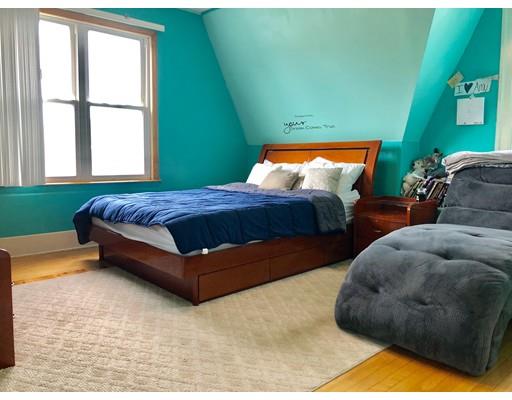 11 Stoneland Road Worcester, MA 01603 - Photo 18 of 23 Gallery Image 18