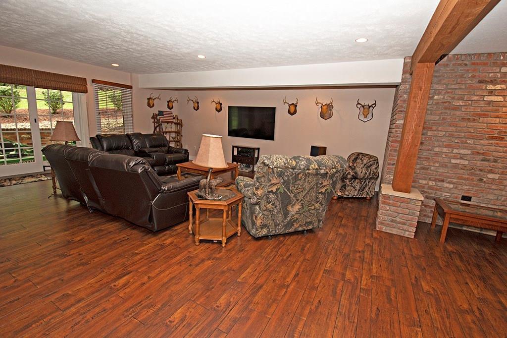 227 Valley Road Eighty Four, PA 15330 - Photo 21 of 25