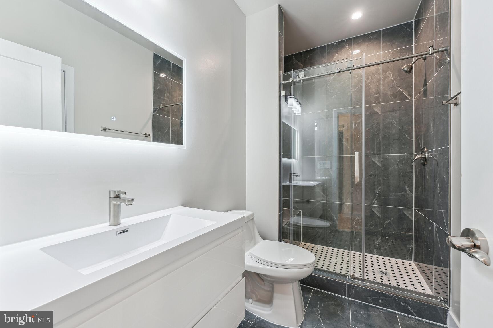 2512 Elvans Road Southeast Washington, DC 20020 - Photo 11 of 15