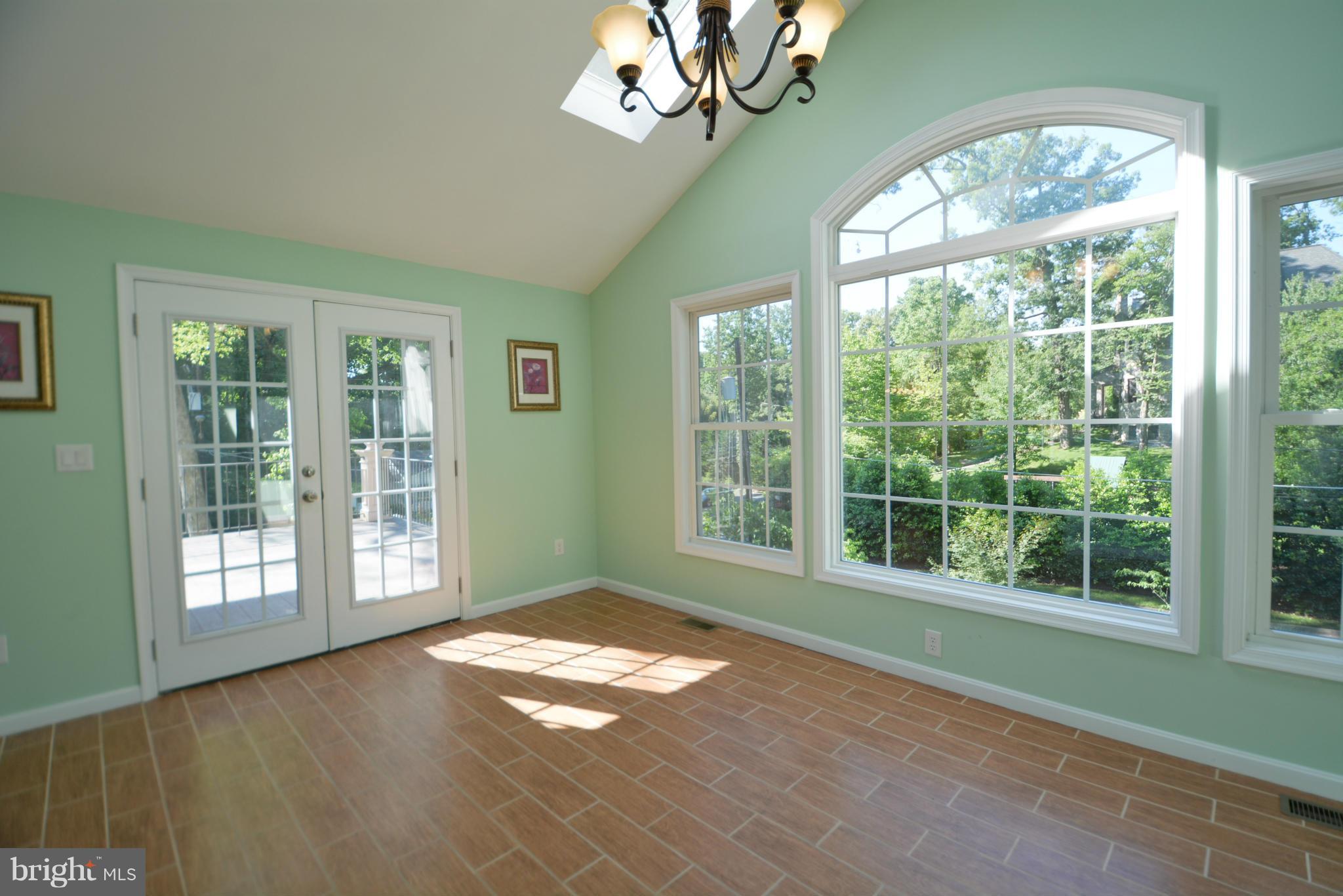 5910 Woodley Road McLean, VA 22101 - Photo 12 of 30 Sunroom