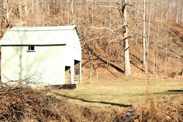 85 Appaloosa Road Le Roy, WV 25252 - Photo 23 of 36 Gallery Image 23