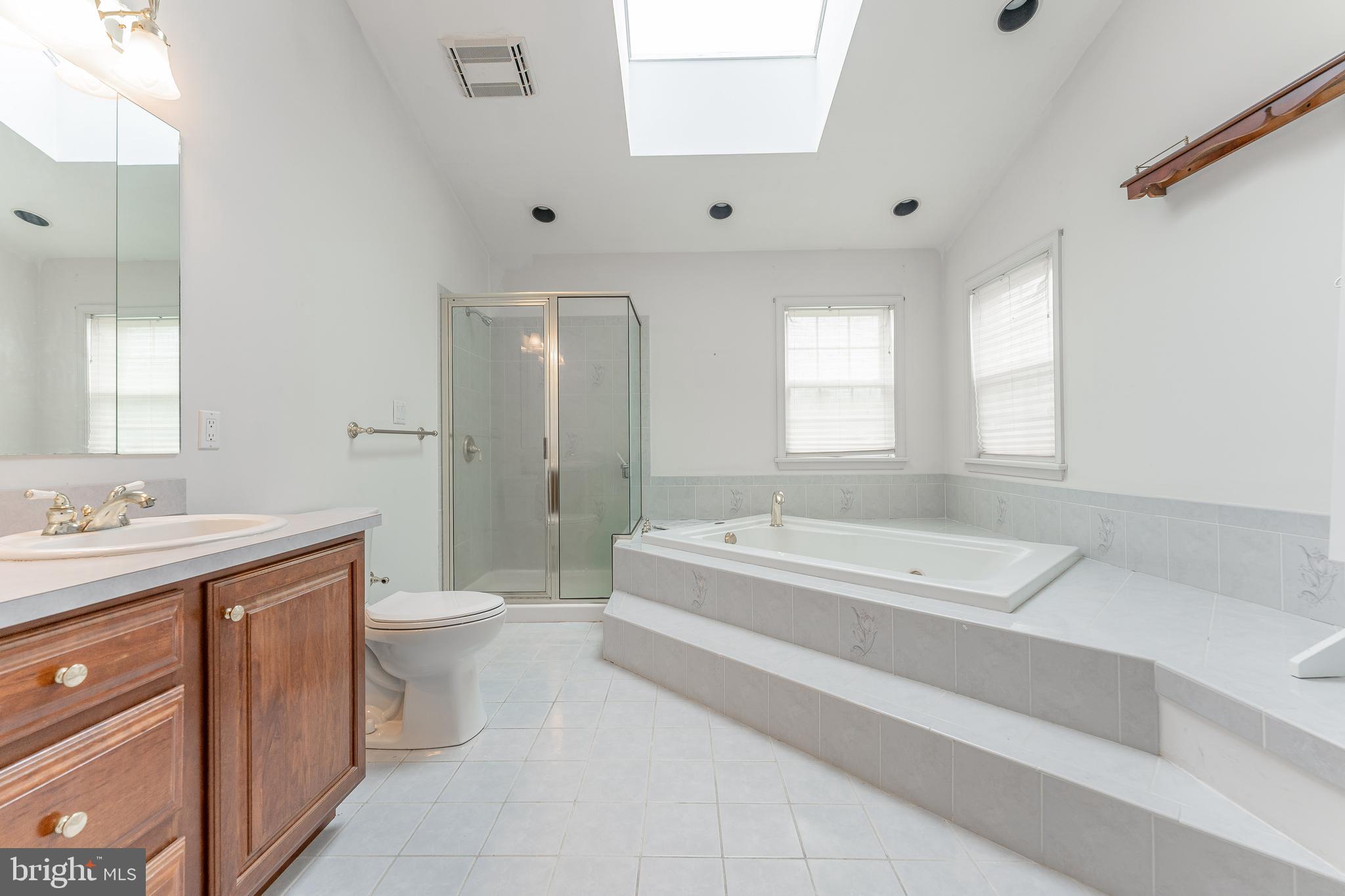 106 Partridge Way Landenberg, PA 19350 - Photo 34 of 58 Primary Bathroom