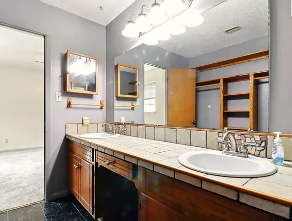 $289,999 | 111 Bison Trail, Longview, TX 75601