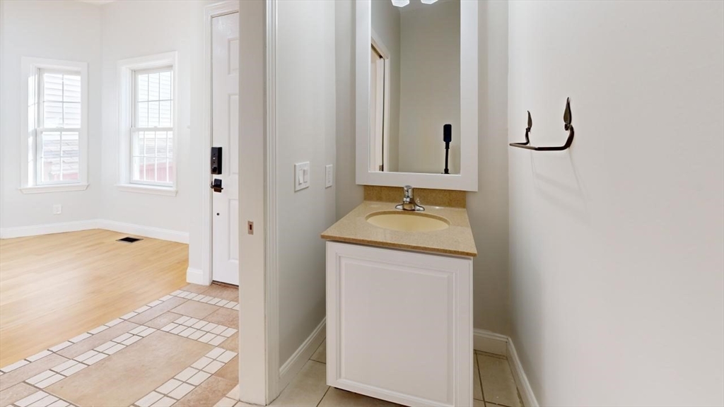 40 Everett Street, Unit 40 Boston, MA 02128 - Photo 13 of 25