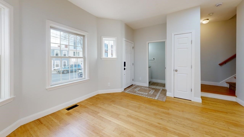 40 Everett Street, Unit 40 Boston, MA 02128 - Photo 21 of 25