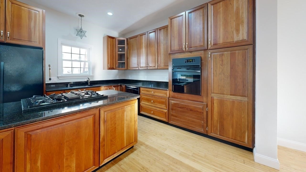 40 Everett Street, Unit 40 Boston, MA 02128 - Photo 9 of 25