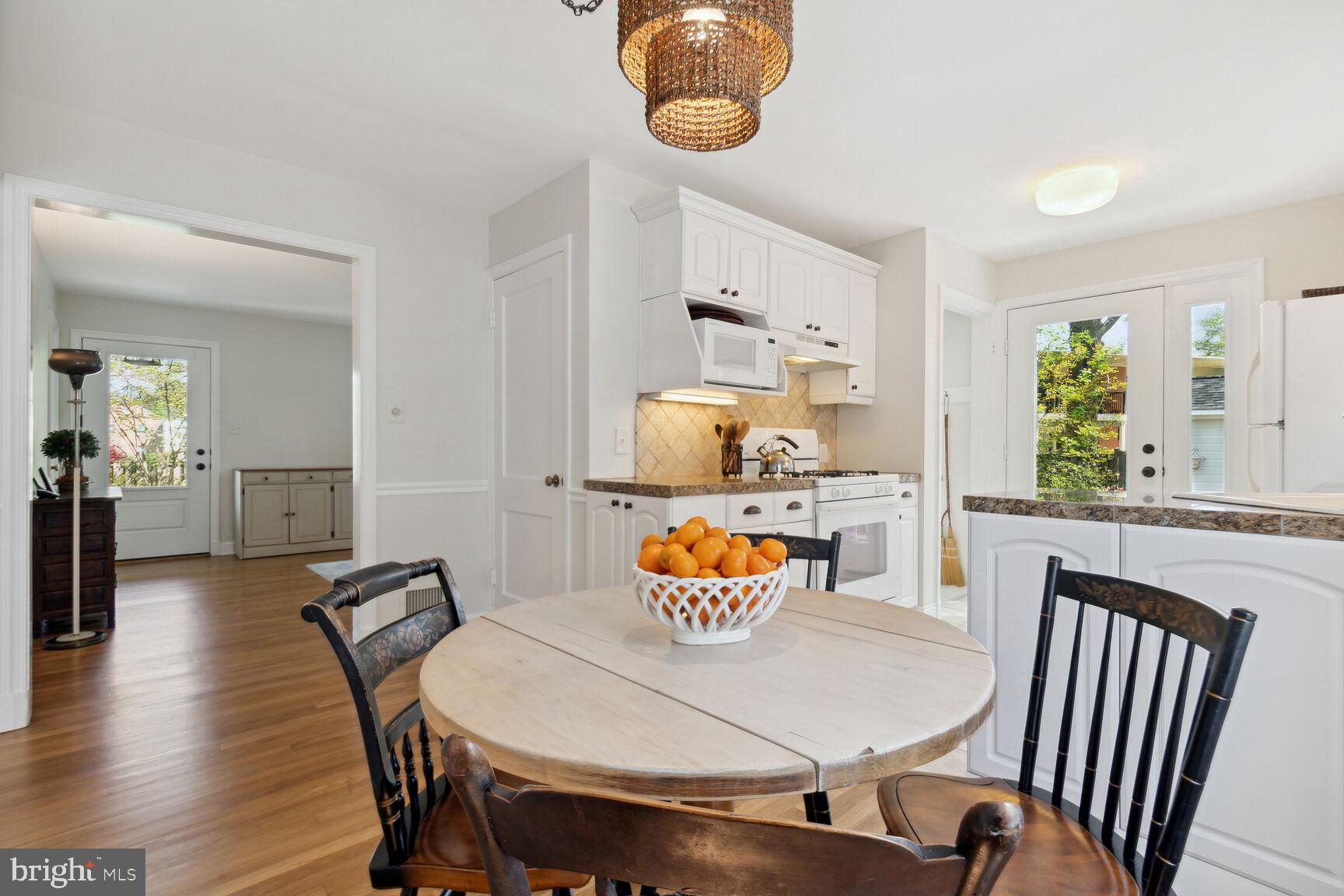 3504 Nimitz Road Kensington, MD 20895 - Photo 7 of 31 Breakfast area