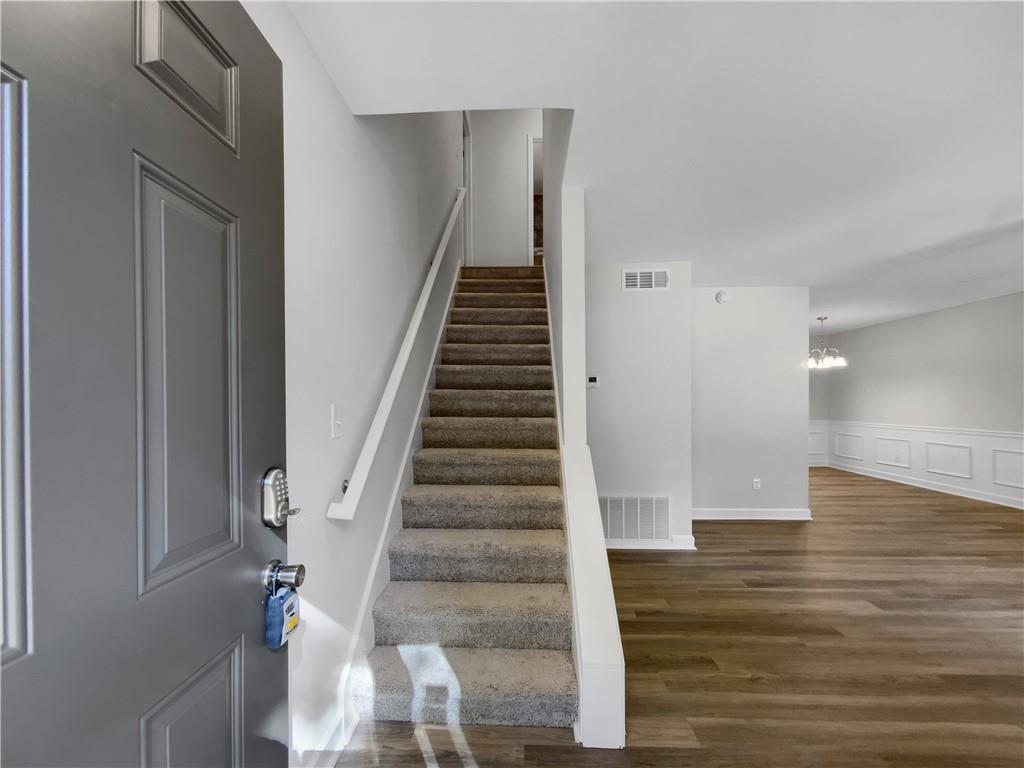 2744 Lisa Drive Jonesboro, GA 30236 - Photo 9 of 25