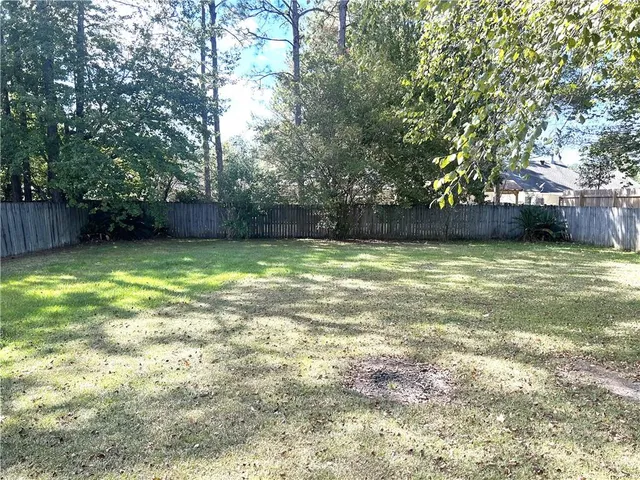 $1,850 | 712 Marc Court, Abita Springs, LA 70420
