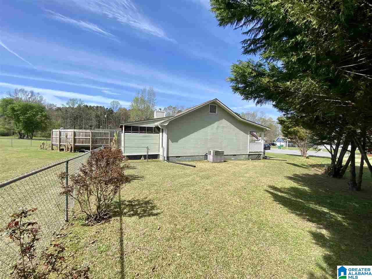 937 Pinecrest Road Sylacauga, AL 35151 - Photo 12 of 42