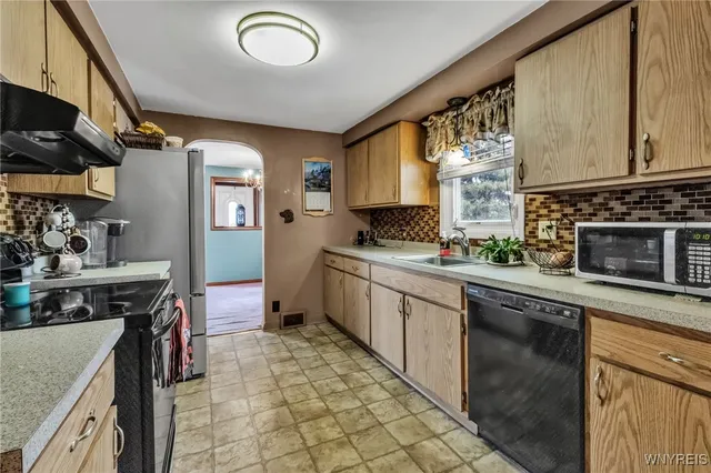 $265,000 | 173 Utica Street, Tonawanda, NY 14150