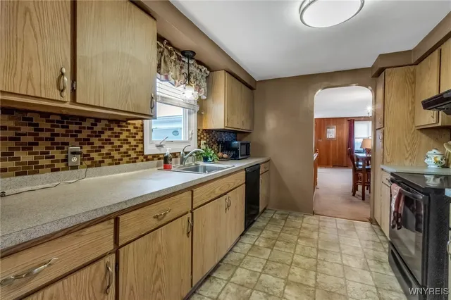 $265,000 | 173 Utica Street, Tonawanda, NY 14150