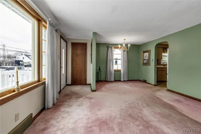 $265,000 | 173 Utica Street, Tonawanda, NY 14150