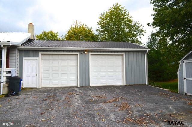 616 Quaker Run Road Aspers, PA 17304 - Photo 5 of 19