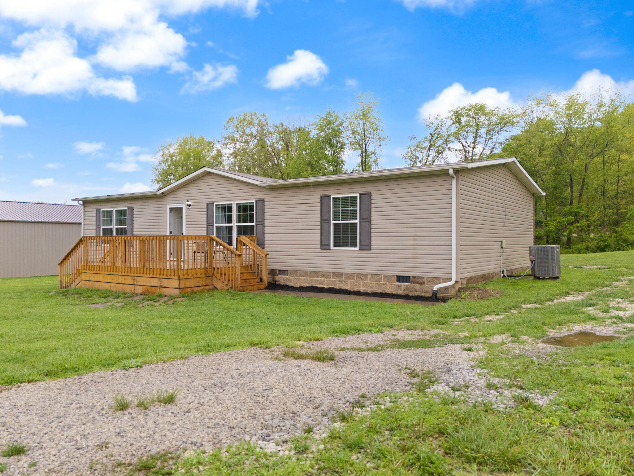 90 Teasley Road Clay City, KY 40312 - Photo 32 of 65 38-web-or-mls-DJI_20250503094837_0382_D