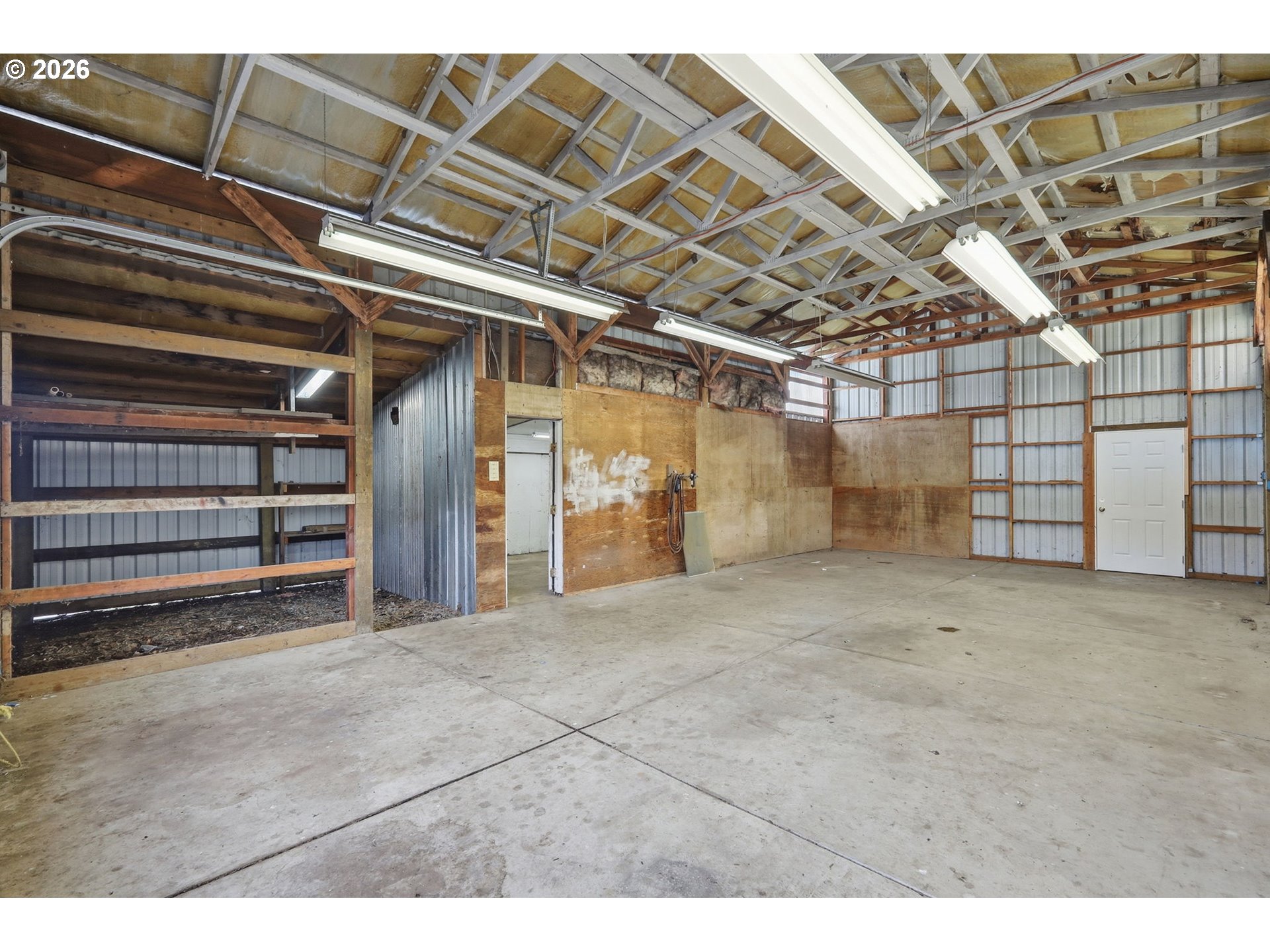 2541 Marcola Road Springfield, OR 97477 - Photo 6 of 33 a view of an empty room