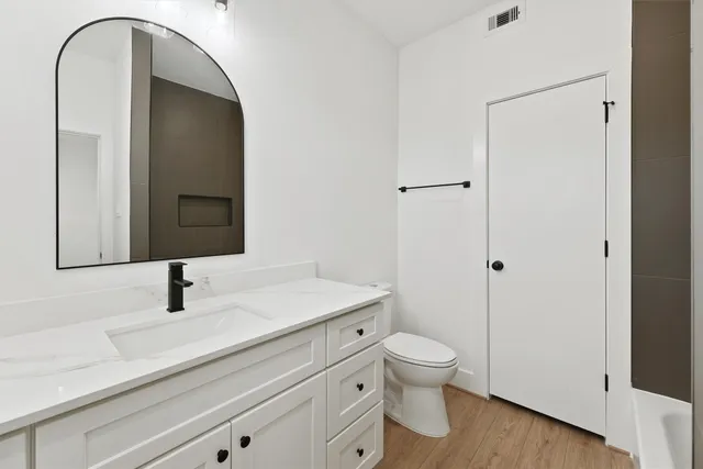 $1,600 | 407 Calloway Street, Unit A, Houston, TX 77029