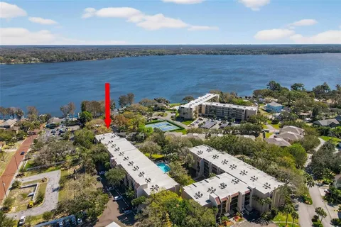 $210,000 | 90 South Highland Avenue, Unit 102, Tarpon Springs, FL 34689