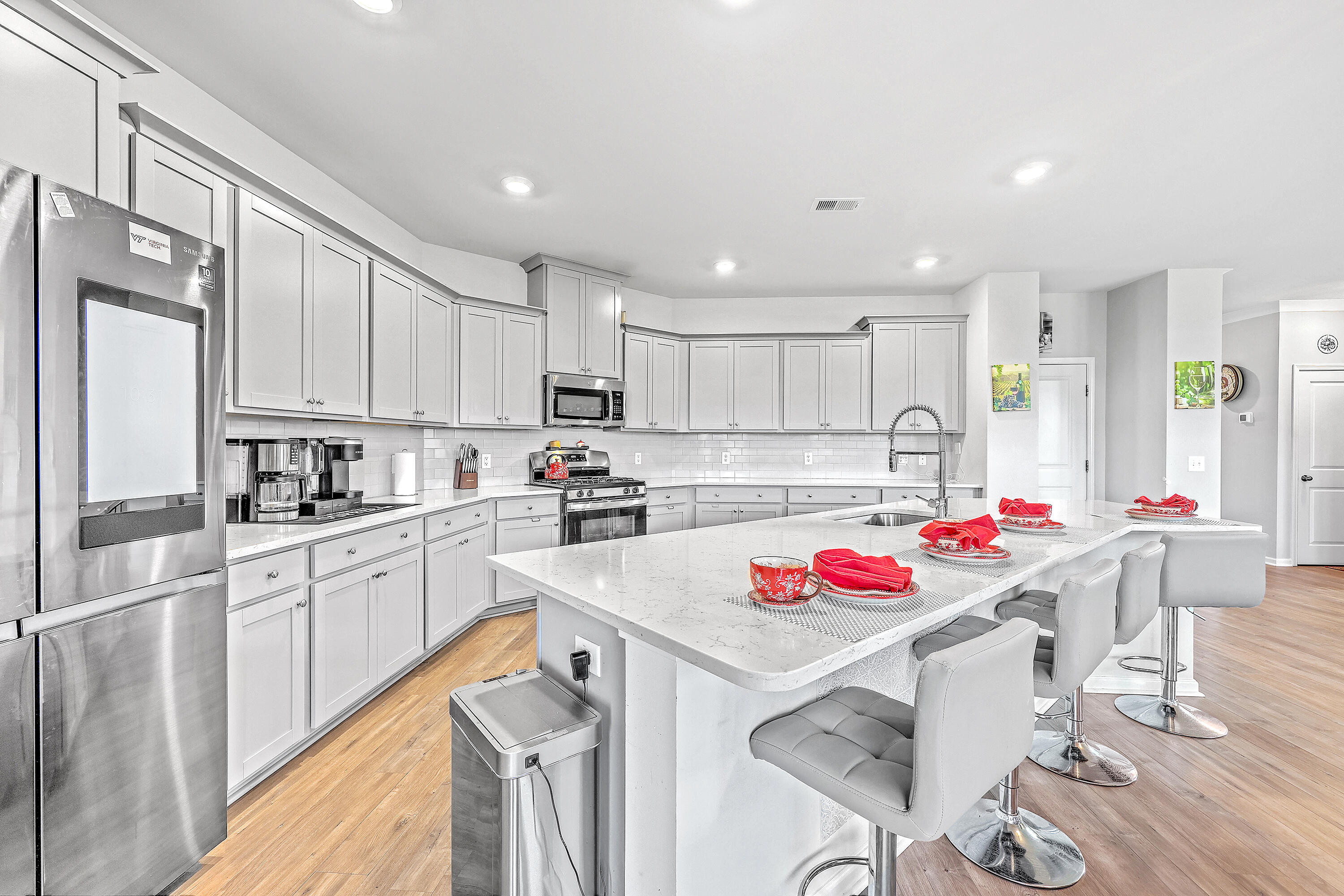 610 Squire Pope Road Summerville, SC 29486 - Photo 18 of 43 Kitchen