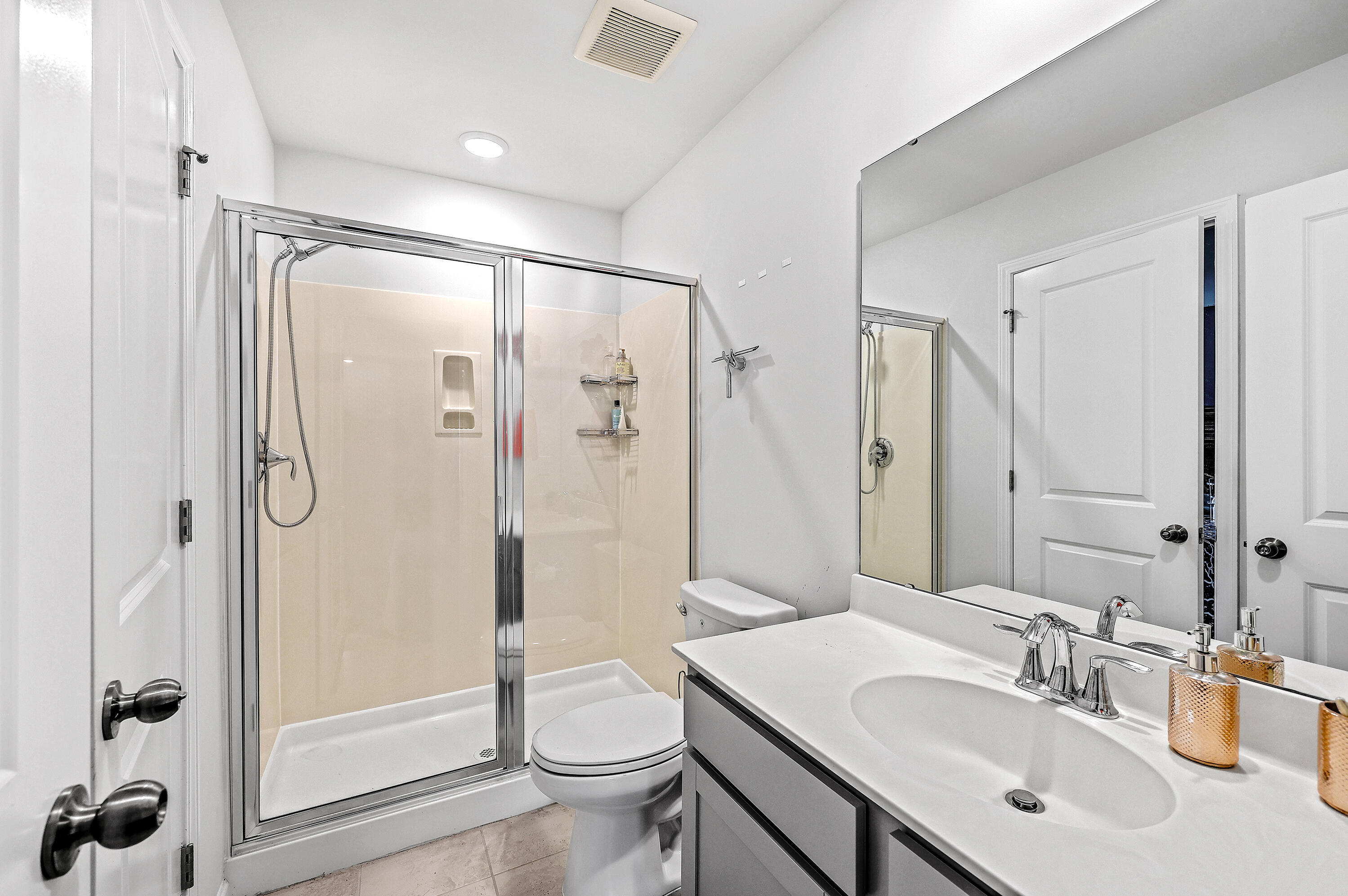 610 Squire Pope Road Summerville, SC 29486 - Photo 37 of 43 Full Bath-3rd Floor