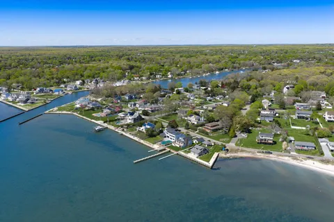 $1,799,999 | 22 Laura Lee Drive, Center Moriches, NY 11934