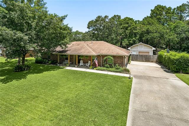 128 Herwig Bluff Road Slidell, LA 70461 - Photo 2 of 31