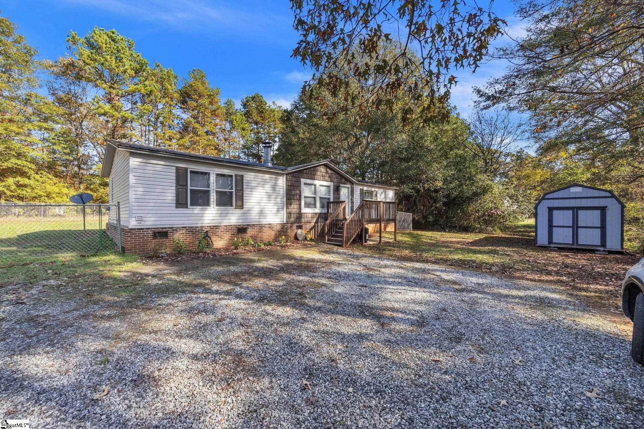 15 Fisher Jenkins Road Anderson, SC 29625 - Photo 3 of 21 Gallery Image 3