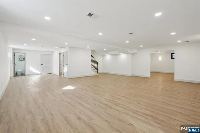 $1,988,800 | 543 Closter Dock Road, Closter, NJ 07624