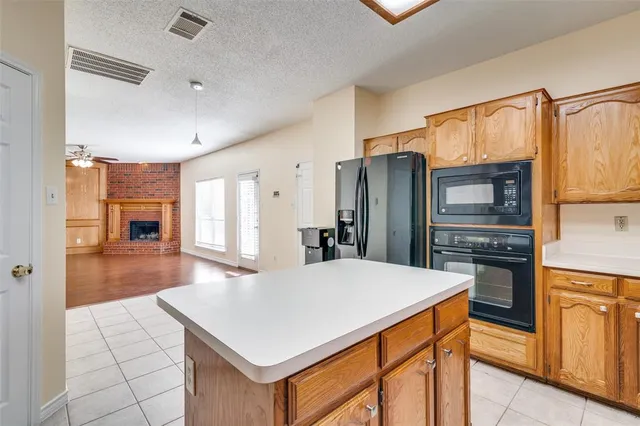 $2,800 | 8305 Camden Court, Rowlett, TX 75089