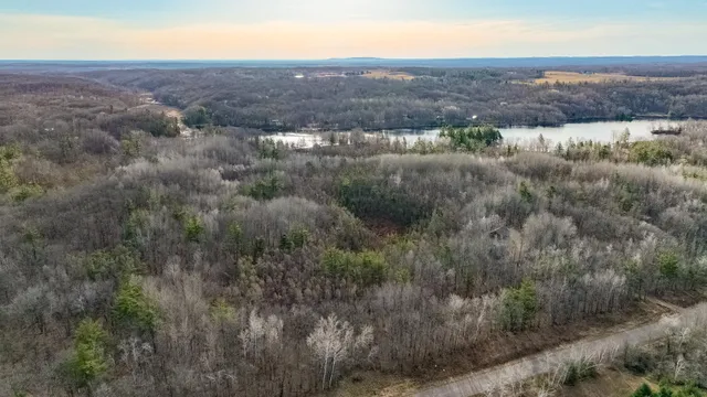 $39,900 | N2383 Loons Landing Road, Weyerhaeuser, WI 54895