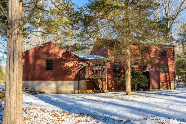 $590,000 | 1171 Woodruff Street, Southington, CT 06489