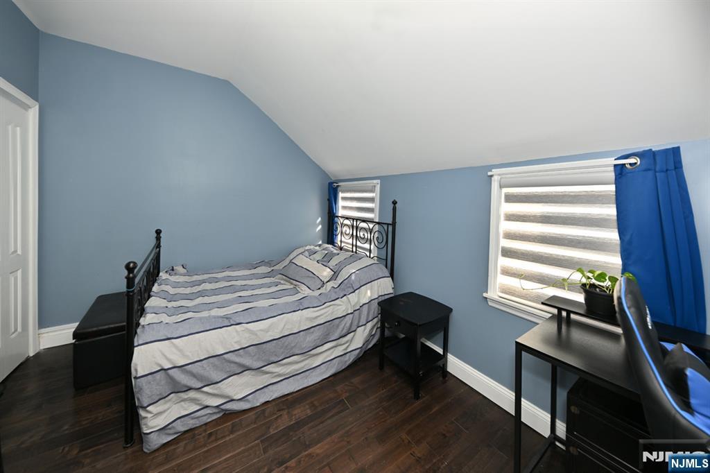 53 Barbour Street Haledon, NJ 07508 - Photo 17 of 24