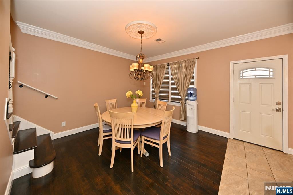 53 Barbour Street Haledon, NJ 07508 - Photo 10 of 24