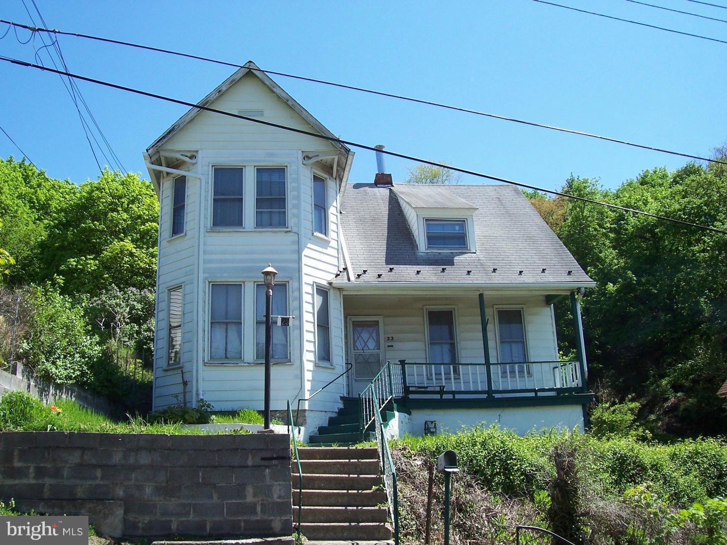 Exterior (Front)