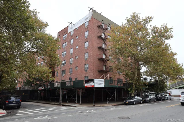 $145,000 | 99-10 60th Avenue, Unit 2L | South Corona