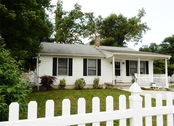 1325 Allen Street Springfield, MA 01118 - Photo 3 of 30