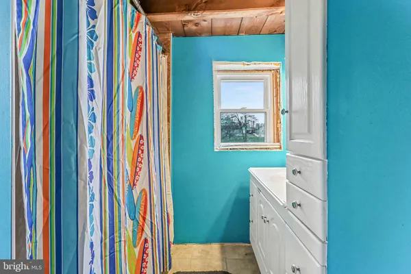 a view of an entryway with a lot of stuff