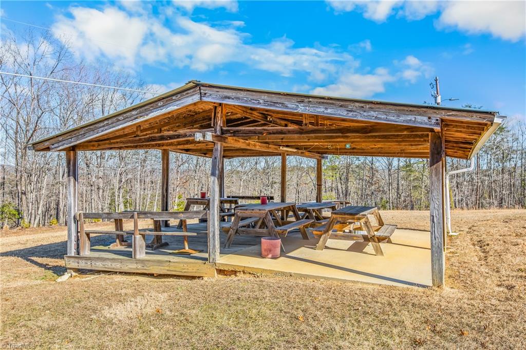 1050 Smurf Road Danbury, NC 27016 - Photo 11 of 25 Picnic shelter