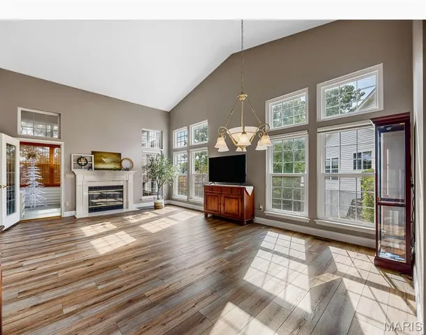 $549,900 | 831 Stone Meadow Drive, Chesterfield, MO 63005