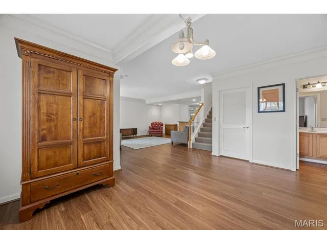 $549,900 | 831 Stone Meadow Drive, Chesterfield, MO 63005